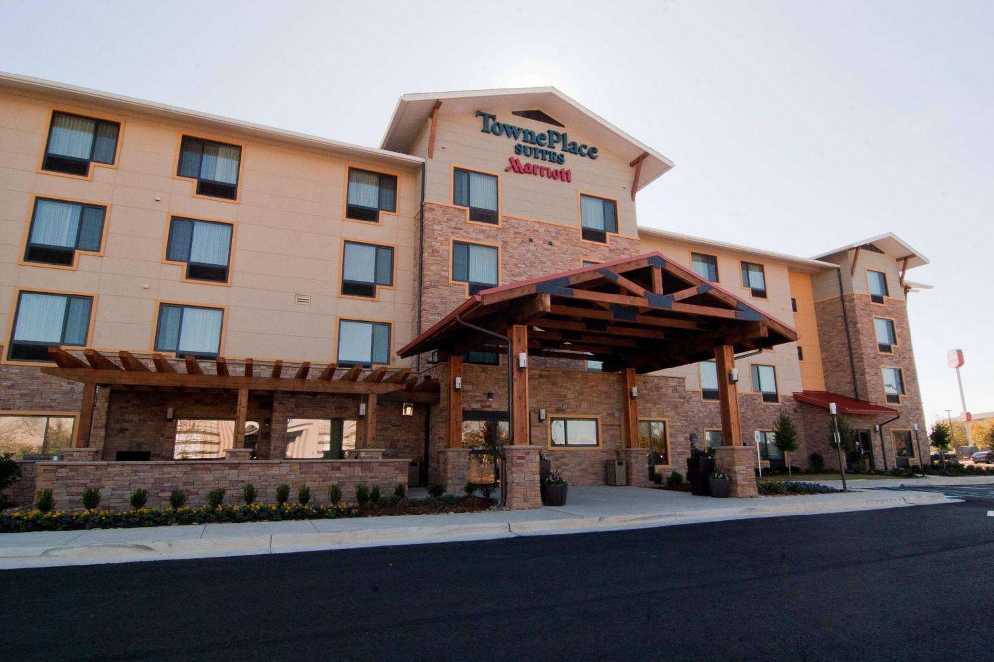 Towneplace Suites By Marriott Monroe Exterior foto